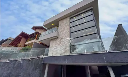 Sobrado com 3 dormitórios à venda, 318 m² por R$ 3.640.000,00 - Residencial José Lázaro Gouvea - Londrina/PR