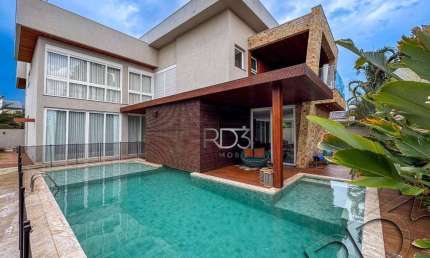 Sobrado com 4 suítes à venda, 1050 m² por R$ 20.500.000 - Condomínio Villagio do Engenho - Cambé/PR