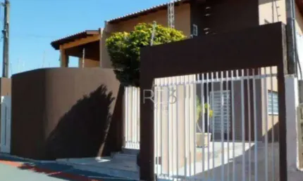 Casa com 3 dormitórios à venda, 144 m² por R$ 599.000,00 - Giovani Lunardelli - Londrina/PR