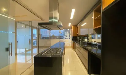Apartamento com 3 dormitórios à venda, 245 m² por R$ 2.750.000,00 - Edifício Casa Batlló - Londrina/PR