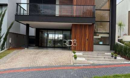 Sobrado à venda no Parque Tauá - Condomínio Aranguá - Alto Padrão - 216m² de construção - R$1.850.000,00