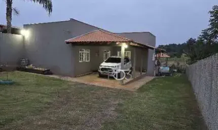 Casa à venda no condomínio de chácaras três bocas - próximo ao limoeiro por r$595.000,00 - 2.000 m² de terreno e 190 m² de área construída