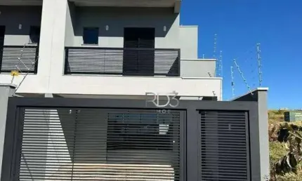 Sobrado com 3 dormitórios à venda, 136 m² por r$ 650.000,00 - pioneiros - londrina/pr