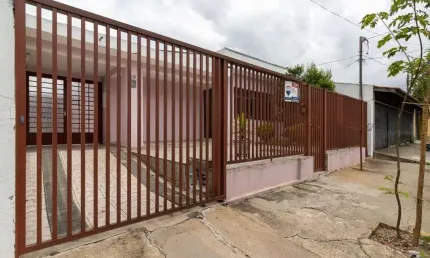 Aconchegante casa tipo para venda em Jardim São João (Jaraguá) com 3 quartos, 101m²