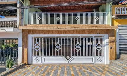Imperdível sobrado para venda em Jardim São Ricardo com 2 quartos, 105m²
