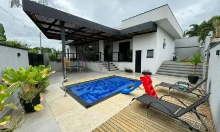 Casa à venda com 3 Suites R$ 1.650.000 - Terras do Cancioneiro - Paulínia/São Paulo