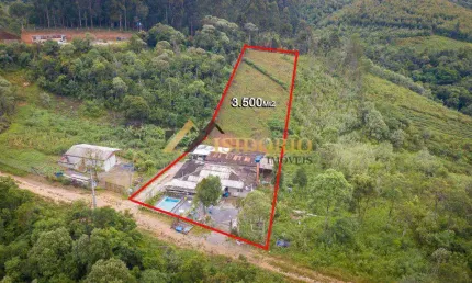 BELA CHÁCARA!!! 3.500m² DE ÁREA TOTAL, PISCINA, POÇO ARTESIANO