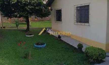 BELA CASA DE ESQUINA!!! 510m² DE ÁREA TOTAL, 03 QTOS., LAZER