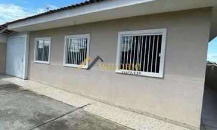 BELA CASA DE COND.! 03 QTOS., ÓTIMO ACABAMENTO, BEM LOCALIZADO.