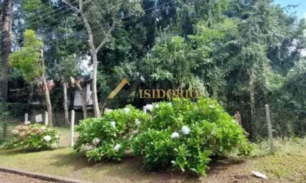 EXCELENTE TERRENO! 1.353m² DE ÁREA TOTAL, MUITO BEM LOCALIZADO
