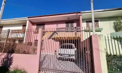 BELO SOBRADO! ENSOLARADO, 03 QTOS., SUÍTE, ÁREA GOURMET, 02 GAR