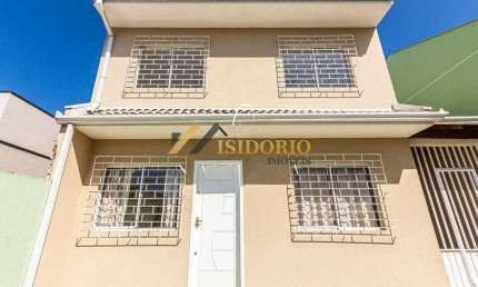 ÓTIMO SOBRADO!!! 03 QTOS., 02 VAGAS, MUITO BEM LOCALIZADO
