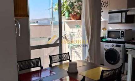 APARTAMENTO EM PINHAIS! 02 QUARTOS, SACADA COM CHURRASQUEIRA.