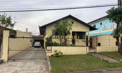 EXCELENTE CASA,04 QTOS,02 SUÍTES,EDÍCULA C/ CHURRASQ.,TERRENO