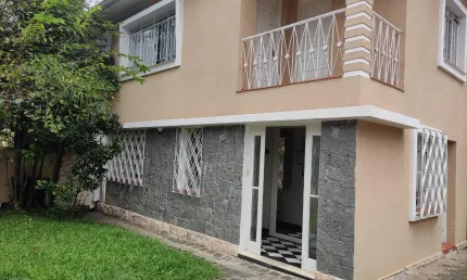Procura-se locatário que queira desfrutar de um  espaço agradável