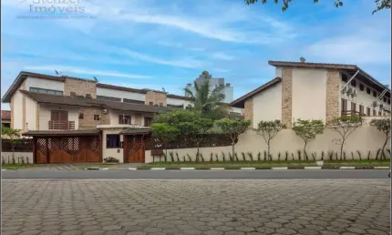 Casa em Village com 3 Quartos, 130m² por R$ 1.050.000 - Maitinga - Bertioga/SP