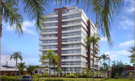 Apartamento com 2 Quartos, 94m² por R$ 890.000 - Indaiá - Bertioga/SP
