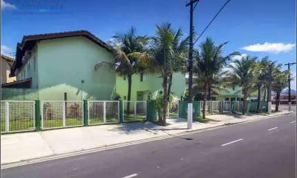 Casa em Village com 2 Suítes, 107m² por R$ 500.000 - Maitinga - Bertioga/SP
