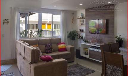 Casa em Village com 3 Quartos, 85m² por R$ 680.000 - Maitinga - Bertioga/SP