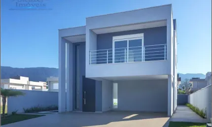 Casa com 5 Quartos, 282m² por R$ 2.500.000 - Bougainville - Bertioga/SP