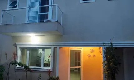 Casa com 3 Quartos, 102m² por R$ 950.000 - Indaiá - Bertioga/SP