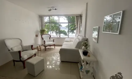 Apartamento de 3 quartos sendo 2 suítes com vista para o mar e1 vaga.