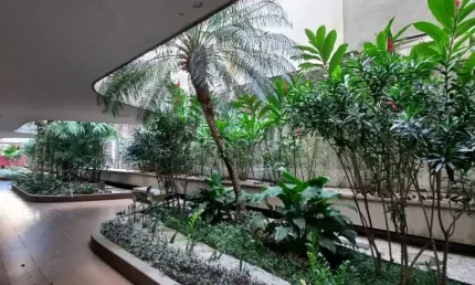 Apartamento localizado no miolo de Icaraí,3 quartos sendo 1 suíte e 1 vaga.