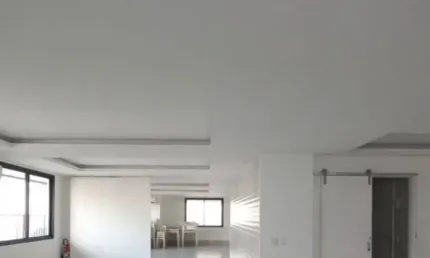 Excelente cobertura duplex,ampla ,composta de 3 quartos com 1 suíte,varanda ,churrasqueira e piscina.
