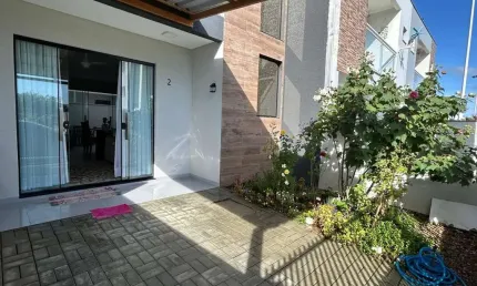 Casa para Venda em Barra Velha, Itajuba, 2 dormitórios, 2 suítes, 3 banheiros, 1 vaga
