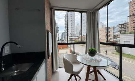 Apartamento para Venda em Balneário Piçarras, Itacolomi, 3 dormitórios, 1 suíte, 2 banheiros, 1 vaga