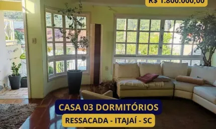 Casa à venda no Ressacada, Itajaí 