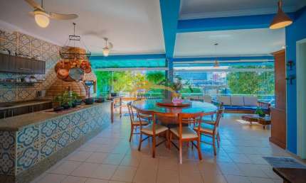 Imóvel Parque dos Príncipes, 4 suítes, piscina e 6 vagas de garagem.