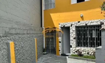 Sobrado para venda em condomínio fechado, Alto da Lapa, com 2 dormitórios e edícula.