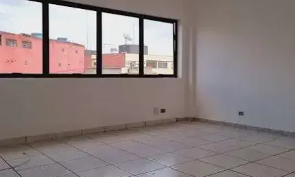 Sala comercial para locação, centro de osasco, ao lado da estação de trem.