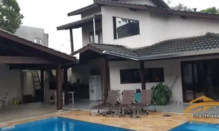 Sobrado à venda esidencial Villa Rica, Vargem Grande Paulista, com 3 dormitórios, sendo 1 suíte com closet.