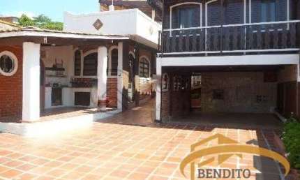 Casa no Bela Vista, Osasco, 3 dorm., piscina, churrasqueira, 5 vagas de garagem.