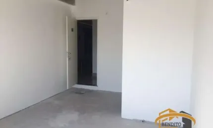 Sala comercial, banheiro privativo, 1 vaga de garagem, Vila Campesina/Osasco.