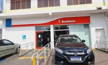 Salão comercial para locação Jd. Santo Antonio, João de Andrade