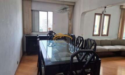 Apartamento para venda, Centro de Guarulhos, com  2 dormitórios, sendo 1 suíte, sala estendida com varanda, despensa e 1 vaga de garagem.