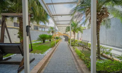 Apartamento á venda, centro, com 2 dormitórios, 1 vaga de garagem proximo a ponte metálica