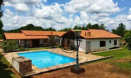 Casa com 7 quartos à venda, 450 m² por R$ 1.650.000