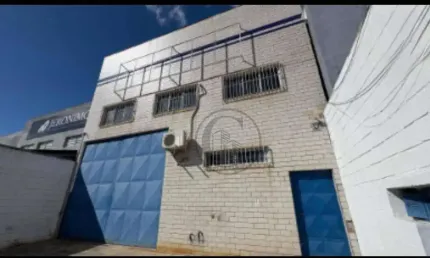 Galpão, 240 m² - venda por R$ 1.000.000,00 ou aluguel por R$ 6.689,90/mês - Zona Industrial - Sorocaba/SP