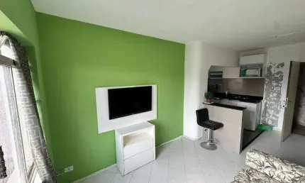 Apartamento mobiliado para locação em Santana com um quarto, sala e cozinha (sem vaga)