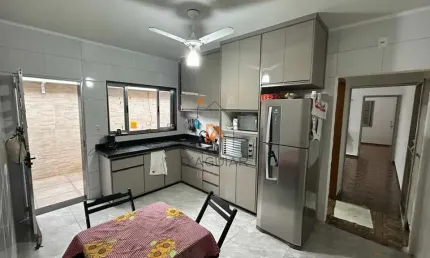 Casa com 3 quartos para alugar na Rua Areia do Rosário, 106, Jardim Modelo, São Paulo