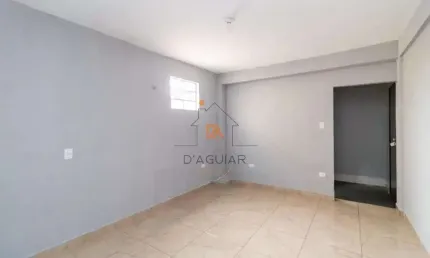 Casa para locação no parque edu chaves com dois quartos, sala, cozinha e banheiro