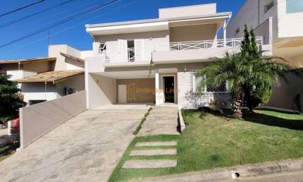 Casa à venda no bairro Jardim das Palmeiras - Valinhos/SP