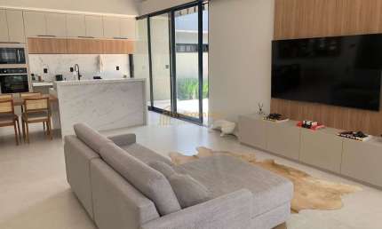 Casa à venda no bairro Jardim América - Paulínia/SP
