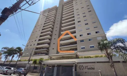 Apartamento com 3 dormitórios à venda, 157 m² por R$ 1.280.000 - Centro - Pouso Alegre/MG