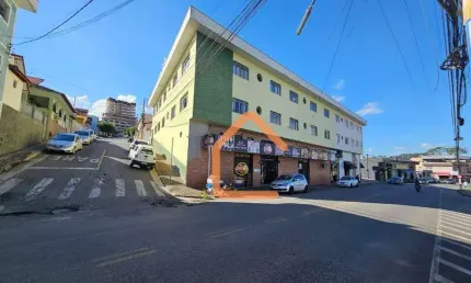 Apartamento com 2 dormitórios à venda, 63 m² por R$ 250.000,00 - Santo Ivo - Pouso Alegre/MG
