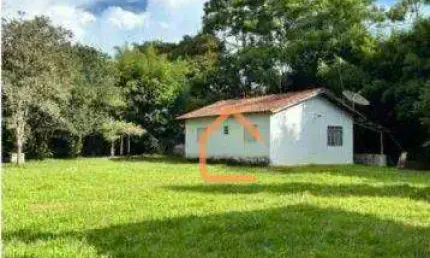 Rancho com 2 dormitórios à venda por R$ 350.000 - Lagoa Vermelha - Pouso Alegre/MG